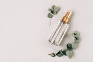 istockphoto-1248997834-612x612 Gloss & Shine Serum